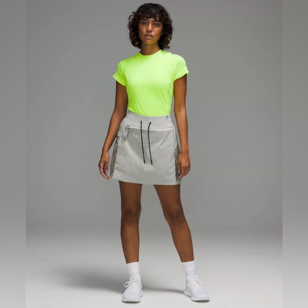 Lululemon Multi-Pocket Cargo High-Rise Hiking Skirt Seal Grey